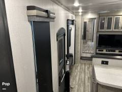 2022 Keystone Alpine 3790FK, $ 82,900