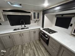 2022 Keystone Alpine 3790FK, $ 82,900