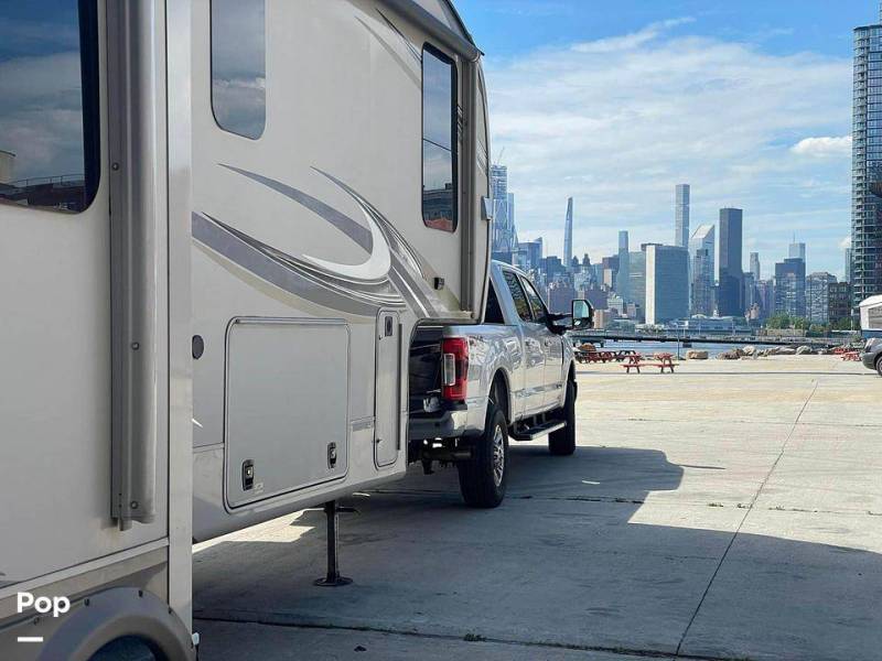 2018 Jayco Eagle 321RSTS, $ 40,000