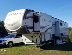 2020 Keystone Montana 3121RL, $ 33,000