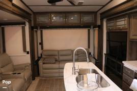 2020 Keystone Montana 3121RL, $ 33,000