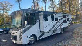 2023 Thor Motor Coach Hurricane 34J, $ 149,900