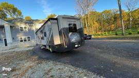 2023 Thor Motor Coach Hurricane 34J, $ 149,900