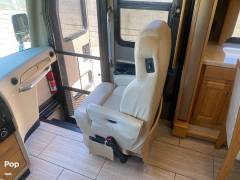 2018 Tiffin Allegro Breeze 33BR, $ 158,788
