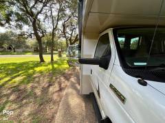 2020 Winnebago Minnie Winnie 31K, $ 55,000