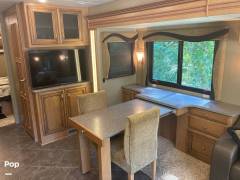 2014 Newmar Canyon Star 3953, $ 80,500