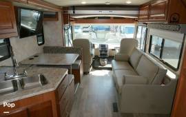 2019 Winnebago Vista 27PE, $ 65,000