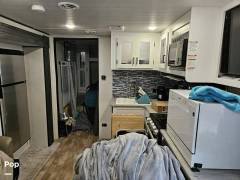 2022 Keystone Hideout 243RB, $ 20,000