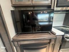 2022 Grand Design Solitude 3950BH, $ 68,999