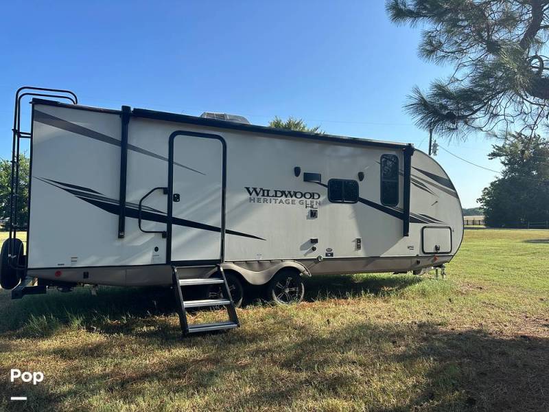 2022 Forest River Wildwood Heritage Glen 22RBHL, $ 23,000