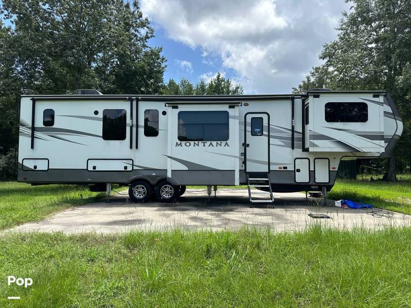 2020 Keystone Montana 3763BP, $ 50,000