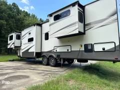 2020 Keystone Montana 3763BP, $ 50,000