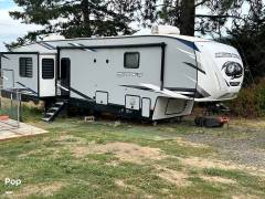 2022 Cherokee Arctic Wolf 3660 Suite, $ 48,200
