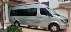 2016 Winnebago Era 70X, $ 84,750