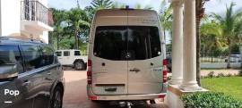 2016 Winnebago Era 70X, $ 84,750