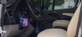 2016 Winnebago Era 70X, $ 84,750
