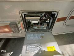 2015 Thor Motor Coach Hurricane 27K, $ 40,000
