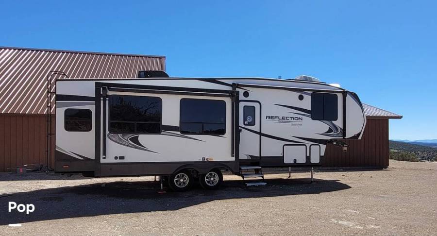 2022 Grand Design Reflection 295RL, $ 40,000