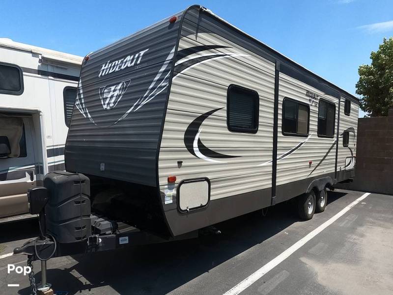 2018 Keystone Hideout 26LHSWE, $ 17,500