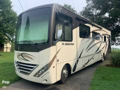 2019 Thor Motor Coach Hurricane 35M, $ 50,000
