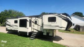2019 Keystone Alpine 3701FL, $ 59,900