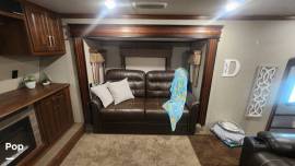 2019 Keystone Alpine 3701FL, $ 59,900