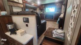 2019 Keystone Alpine 3701FL, $ 59,900