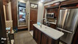 2019 Keystone Alpine 3701FL, $ 59,900