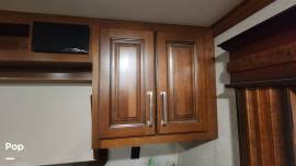 2019 Keystone Alpine 3701FL, $ 59,900