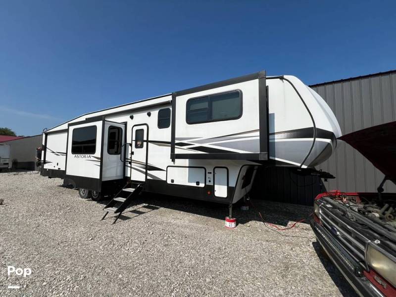 2022 Dutchmen Astoria 3803FLP, $ 60,000