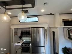 2022 Dutchmen Astoria 3803FLP, $ 60,000