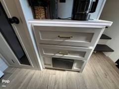 2022 Dutchmen Astoria 3803FLP, $ 60,000