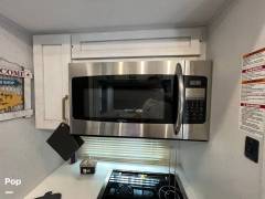 2022 Dutchmen Astoria 3803FLP, $ 60,000