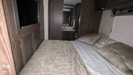 2019 Coachmen Mirada 35BH, $ 95,000