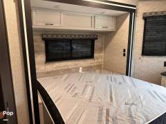 2022 CrossRoads Hampton 374BAR, $ 59,000