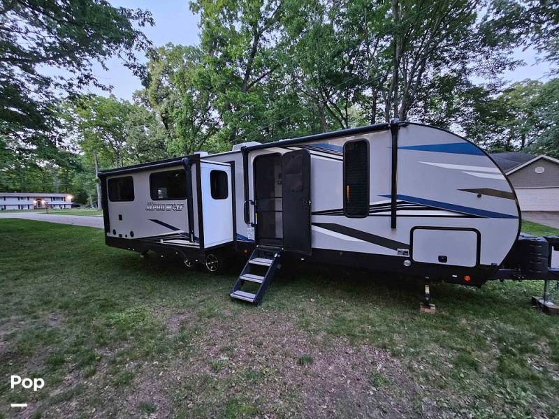 2022 Cherokee Alpha Wolf 26RL-L, $ 28,000