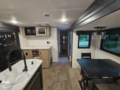 2022 Cherokee Alpha Wolf 26RL-L, $ 28,000