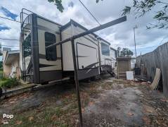 2018 Keystone Montana 3660RL Legacy Edition, $ 39,900