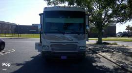 2013 Winnebago Adventurer 37F, $ 67,000