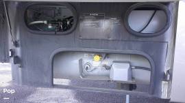 2013 Winnebago Adventurer 37F, $ 67,000