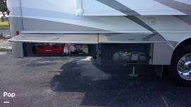 2013 Winnebago Adventurer 37F, $ 67,000