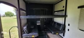 2021 Keystone Fuzion 424 Toy Hauler, $ 70,999