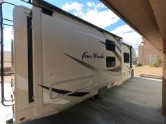 2019 Thor Motor Coach Four Winds 30D, $ 56,000