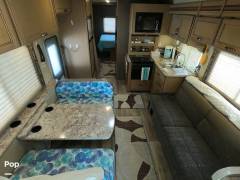 2019 Thor Motor Coach Four Winds 30D, $ 56,000