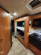 2017 Winnebago Vista 31BE, $ 53,000
