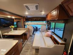 2017 Winnebago Vista 31BE, $ 53,000