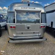 2018 Airstream Classic 30RB - Twin, $ 95,000