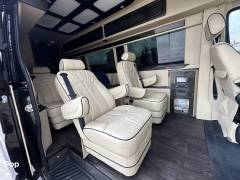 2019 American Coach Patriot Cruiser S5, $ 74,990