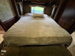 2015 Coachmen Sportscoach 404RB, $ 87,000