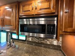 2016 Tiffin Open Road 36LA, $ 70,000